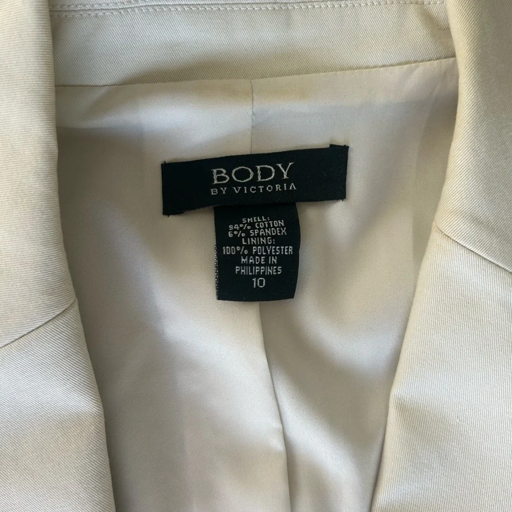 Victoria's Secret Cream Blazer & Suit Jacket - Picture 4 of 9
